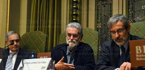 De izquierda a derecha: Agustín Sánchez-Lavega, director del Aula Espazio de la Escuela Técnica Superior de Ingeniería de Bilbao, Ricardo Amils y Javier Gómez-Elvira. Credit: Izaskun Lekuona.