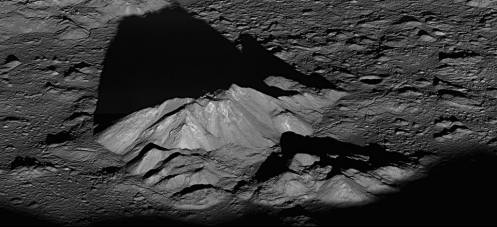 Pico central del Crater Tycho: Foto: NASA
