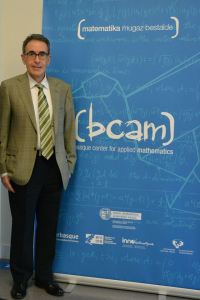 El profesor Jesús Sanz-Serna en la sede la BCAM. Foto: Izaskun Lekuona