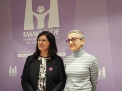 Marta Macho recibe el premio Emakunde 2016